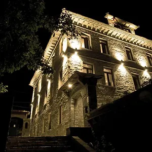 Hotel Villa Permet